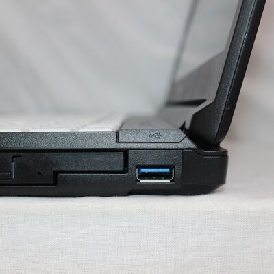 【通販センター】中古  FUJITSU LIFEBOOK A5511/G(Intel Core i5 1145G7 2.60GHz/16GB DDR4/SSD256GB/MULTI/オンボード/15.6/1920x1080/GbE/Wi-Fi/WEBCAM/W11H/VBT) 196527 