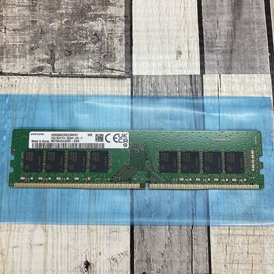 【広島店】中古  Samsung M378A4G43CB2-CWE (DDR4 PC4-25600 32GB) 195866 