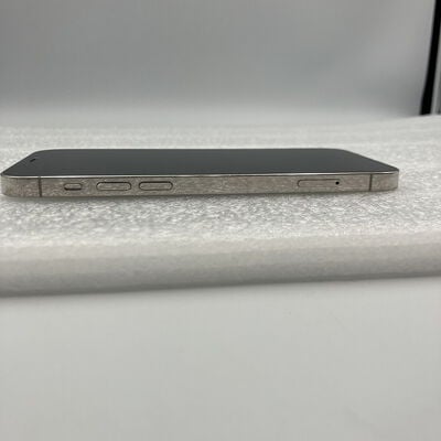 【新潟店】中古  【SIMロック解除済み】【SoftBank】Apple iPhone12 Pro 6.1インチ 128GB (シルバー) MGM63J/A 155593 