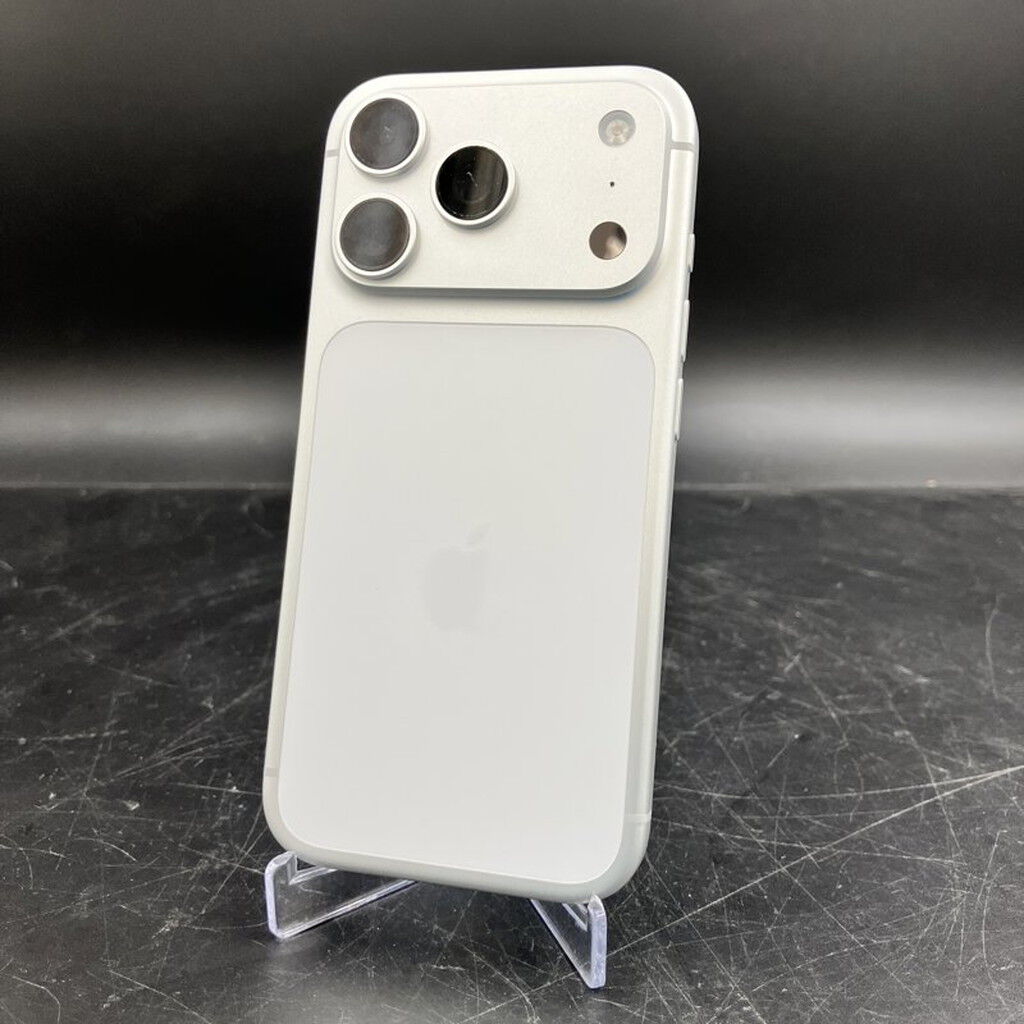 中古 Apple iPhone17 Pro 256GB シルバー 【国内版SIMフリー】 MG854J