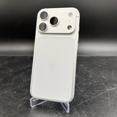 【大須店】中古  Apple iPhone17 Pro 256GB シルバー 【国内版SIMフリー】 MG854J/A 182993 