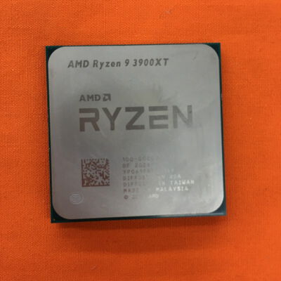【なんば店】中古  AMD Ryzen 9 3900XT (AM4/3.8/70M/C12/T24/105W) 143144 