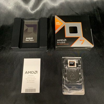 【横浜駅前店】中古  AMD Ryzen 7 9800X3D (AM5/4.7/104M/C8/T16/120W) 172566 