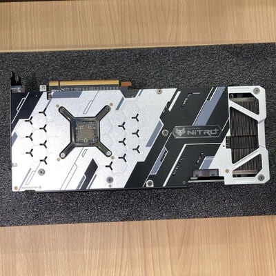 【甲府飯田店】中古  各社 Radeon RX5700XT (8GB PCIE) 140075 