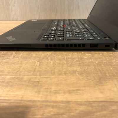 【姫路店】中古  Lenovo ThinkPad X13 Gen 1 (Core i7-10610U/8GB/SSD256GB/-/-/WLAN/13.3HD/W11P/-) 3240009754 