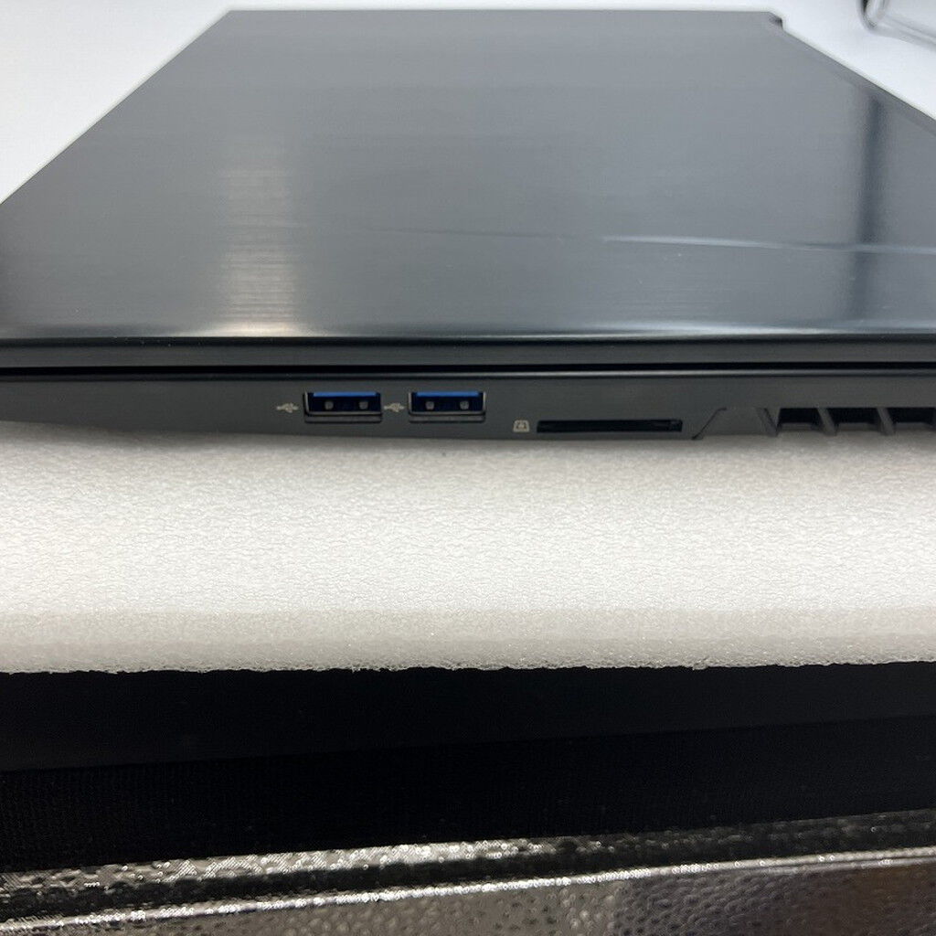 中古 GALLERIA GCR2070RGF-E(i7-9750H/32GB/SSD512GB/RTX2070/W11H