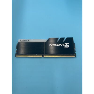 【秋葉原本店】中古  PC4-19200 8GB デスクトップ用 126163 