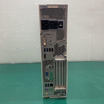 【浦添城間店(沖縄)】中古  FUJITSU ESPRIMO D588/CX(i5 9500/16GB/SSD500GB/W11P) 4780001135 