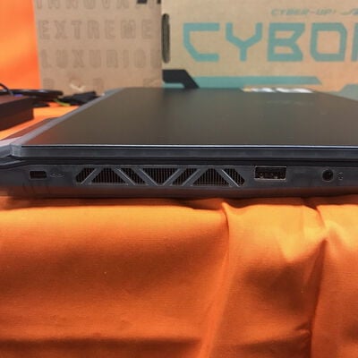 【なんば店】中古  MSI Cyborg 15 A13VFK-6403JP(i7-13620H/32GB/SSD1TB/RTX4060/W11P) 3280020911 