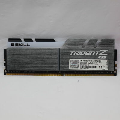 【通販センター】中古  PC4-25600 16GB デスクトップ用(DDR4-3200) 140728 