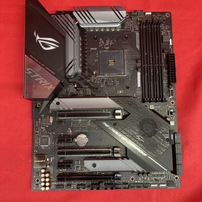【千葉店】中古  ASUS ROG STRIX X570-F GAMING(X570 AM4 ATX DDR4) 140039 