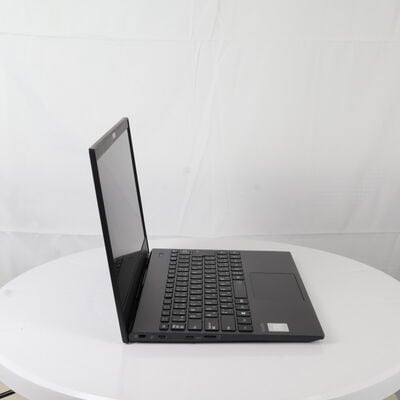 【通販センター】中古  NEC VersaPro UltraLite タイプVG VKV18/G-9 PC-VKV18GZG9(Intel Core i7 10510U/16GB DDR3 (PC3)/SSD256GB/なし/オンボード/13.3/1920x1080/Wi-Fi/W11H64 MAR) 199542 