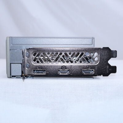 【通販センター】中古  SAPPHIRE NITRO+ Radeon RX 9060 XT GAMING OC 16GB (RX9060XT 16G) 179903 
