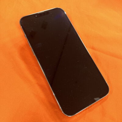 【なんば店】中古  【国内版SIMフリー】Apple iPhone13 Pro Max 6.7インチ 128GB シルバー MLJ53J/A 147515 