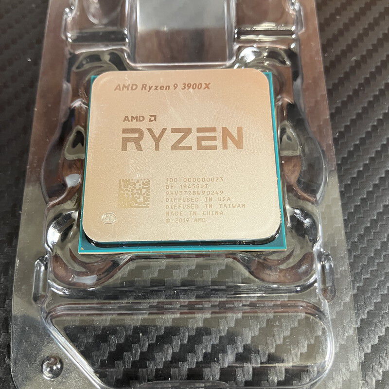 中古 AMD Ryzen 9 3900X (AM4/3.8/70M/C12/T24/105W) 140023