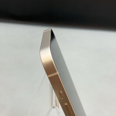 【熊本浜線店】中古  【docomo版SIMフリー】Apple iPhone13 6.1インチ 256GB (スターライト) MLNJ3J/A 147341 