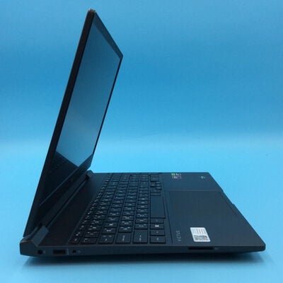 【秋葉原本店】中古  HP victus hp gaming laptop 15-fb2xxx(Ryzen 7 8845HS/16GB/SSD1TB/RTX4060/W11H) 3410012964 