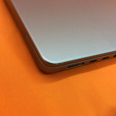 【なんば店】中古  Apple MacBook Pro (14-inch 2021)  [FKGQ3J/A] A2442(Apple M1 Pro/16GB/SSD1TB/-/オンボード/14.2/3024 x 1964/Wi-Fi/WEBCAM/) 172316 