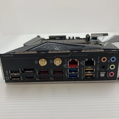 【秋葉原本店】中古  GIGABYTE Z490 VISION D (Z490 1200 ATX DDR4) 142611 