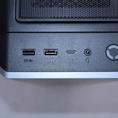 【通販センター】中古  Lenovo LOQ Tower 26ADR10  ルナグレー(AMD Ryzen 7 8745HX/16GB/SSD512GB/なし/NVIDIA GeForce RTX 5060 8GB/Wi-Fi/W11H64) 190945 