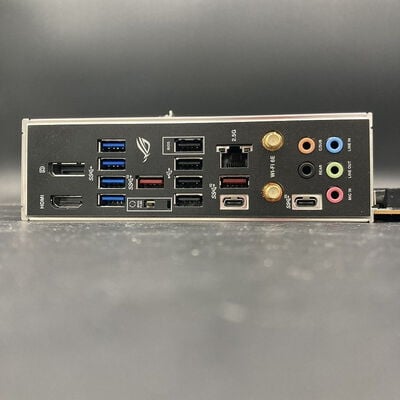 【熊本浜線店】中古  ASUS ROG STRIX B650E-F GAMING WIFI(B650E AM5 ATX DDR5) 167324 