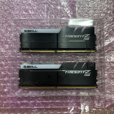 【宮崎恒久店】中古  16GB 2枚組(合計32GB) PC4-28800/DDR4-3600 デスクトップ用 190910 