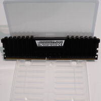 中古  PC4-21300 16GB デスクトップ用(DDR4-2666) 135638 