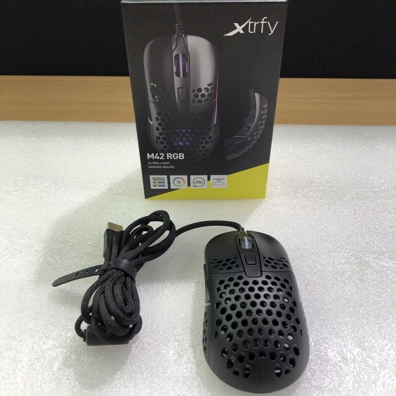 中古 Xtrfy M42 RGB （有線ゲーミングマウス） 4720001651 （264937
