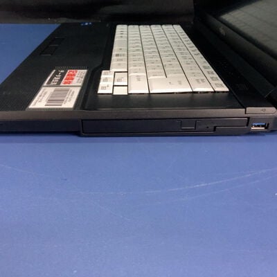 【前橋ｲﾝﾀｰｱｶﾏﾙ店】中古  FUJITSU LIFEBOOK(i5-1145G7/8GB/HDD500GB/W11P) 4540002606 