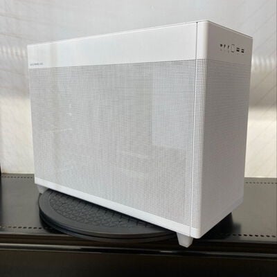 【堺七道店】中古  自作PC(Ryzen 7 5700X3D/32GB/SSD1TB/RX7600XT/OS無し) 4660001504 