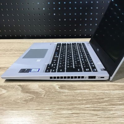 【松山環状枝松店】中古  NEC VersaPro タイプVB PC-VKM17BZG4 (Core i5 8350U/8GB/SSD256GB/-/オンボード/12.5/1366x768/Wi-Fi/WEBCAM/W11H64 MAR) 186133 