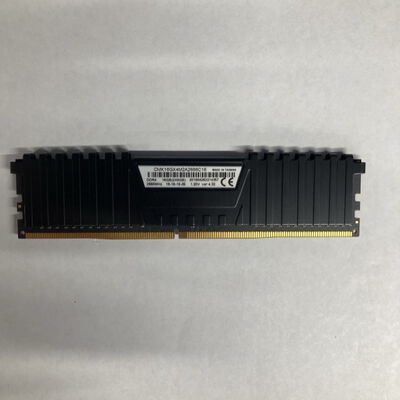 【千葉店】中古  PC4-21300 8GB デスクトップ用(DDR4-2666) 126165 