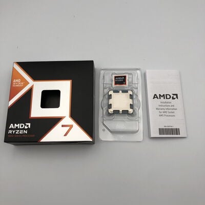 【甲府飯田店】中古  AMD Ryzen 7 9800X3D (AM5/4.7/104M/C8/T16/120W) 172566 