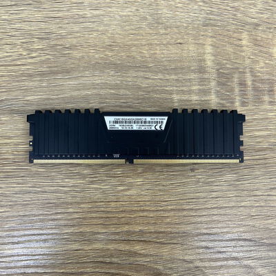 【津ラッツ店】中古  PC4-21300 8GB デスクトップ用 126165 