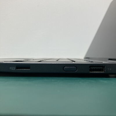 【浦添城間店(沖縄)】中古  dynabook V83/HS (i7-1165G7/8GB/SSD512GB/WLAN/13.3FHD) 3280022115 