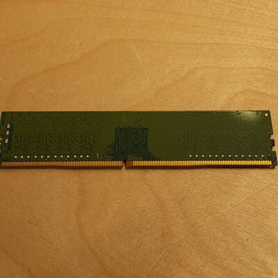 【鹿児島店】中古  PC4-21300 8GB デスクトップ用 126165 