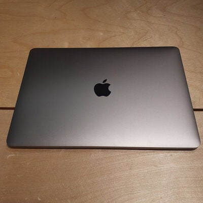 【鹿児島店】中古  Apple MacBook Pro 13インチ 2017 スペースグレイ Core i5 2.3GHz/8GB/128GB SSD MPXQ2J/A 135867 