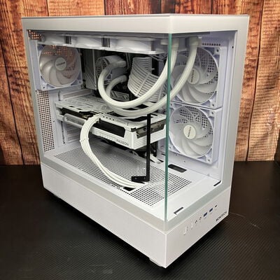 【富士青葉店】中古  OriginalPC 自作PC(i7 13700F/16GB/SSD1TB/RX9060XT 16GB) 5070001786 