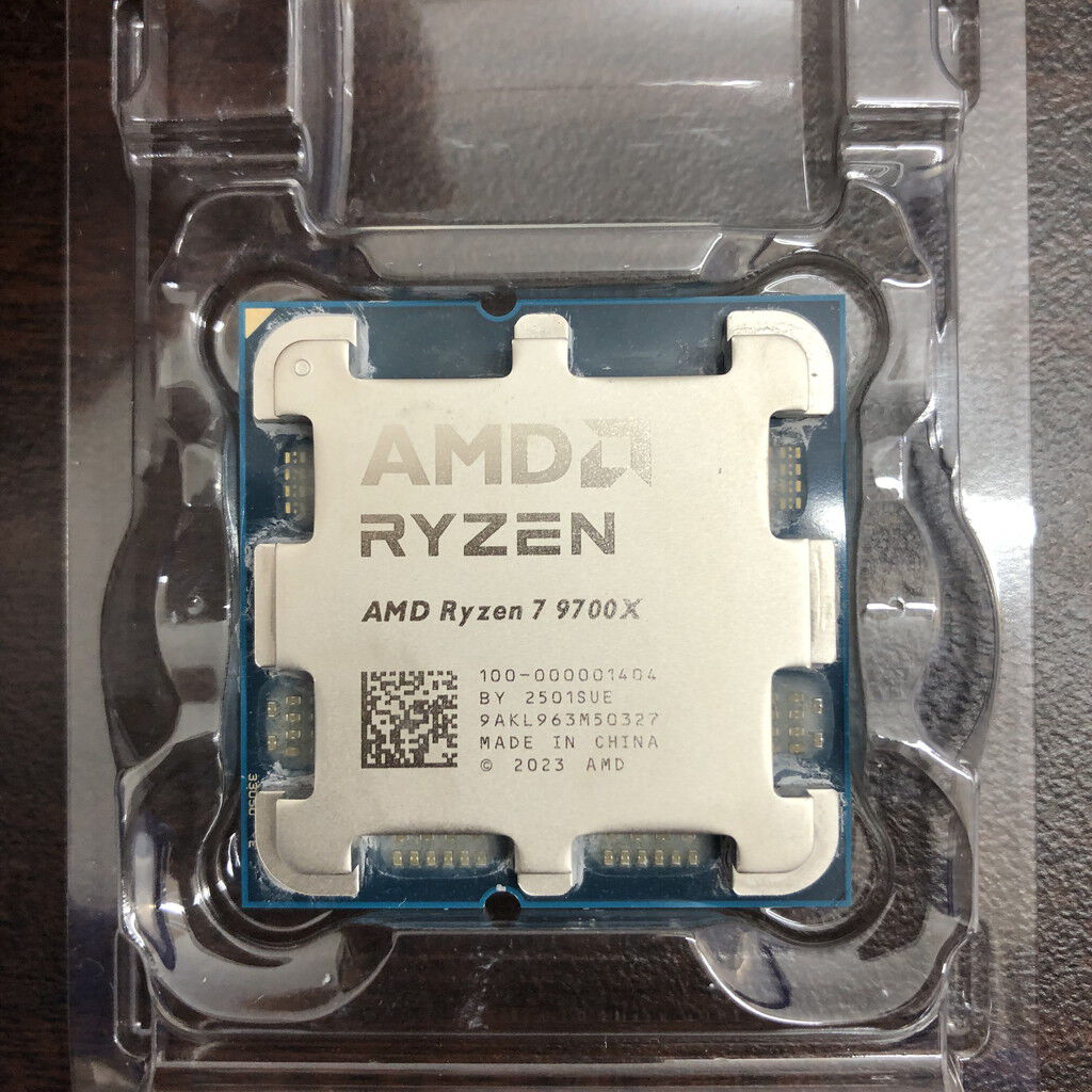 中古 AMD Ryzen 7 9700X (AM5/3.8GHz/40M/C8/T16/65W) 169022