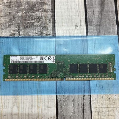 【広島店】中古  Samsung M378A4G43BB2-CWE (DDR4 PC4-25600 32GB) 195868 
