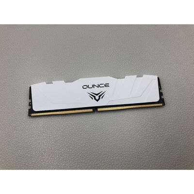 【水戸赤塚店】中古  AMEU16G56H-6000（DDR5　6000MHｚ　16ＧＢ） 4680003052 