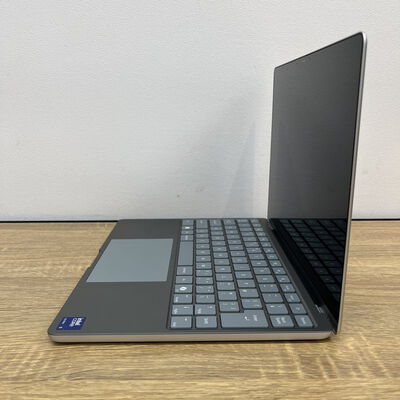 【津ラッツ店】中古  富士通 FMVCZSK1M4(Ultra 5 134U/16GB/SSD256GB/W11H) 4990001656 