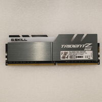 中古  PC4-25600 8GB デスクトップ用(DDR4-3200) 140727 