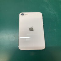 中古  【au】Apple iPhoneSE 4.7インチ (第2世代/2020) 64GB (ブラック) MHGP3J/A 新パッケージ版 146173 