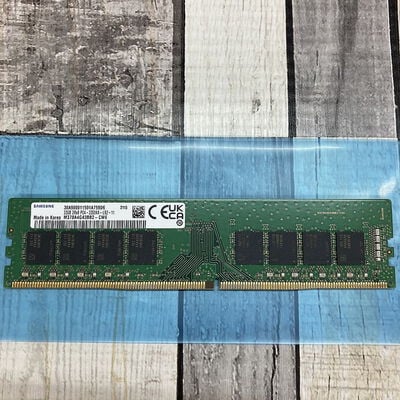 【広島店】中古  Samsung M378A4G43BB2-CWE (DDR4 PC4-25600 32GB) 195868 