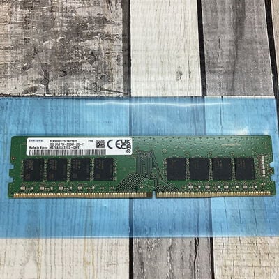 【広島店】中古  Samsung M378A4G43BB2-CWE (DDR4 PC4-25600 32GB) 195868 