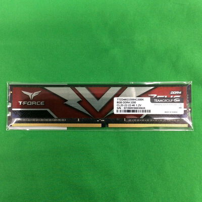【川崎店】中古  PC4-25600 8GB デスクトップ用(DDR4-3200) 140727 