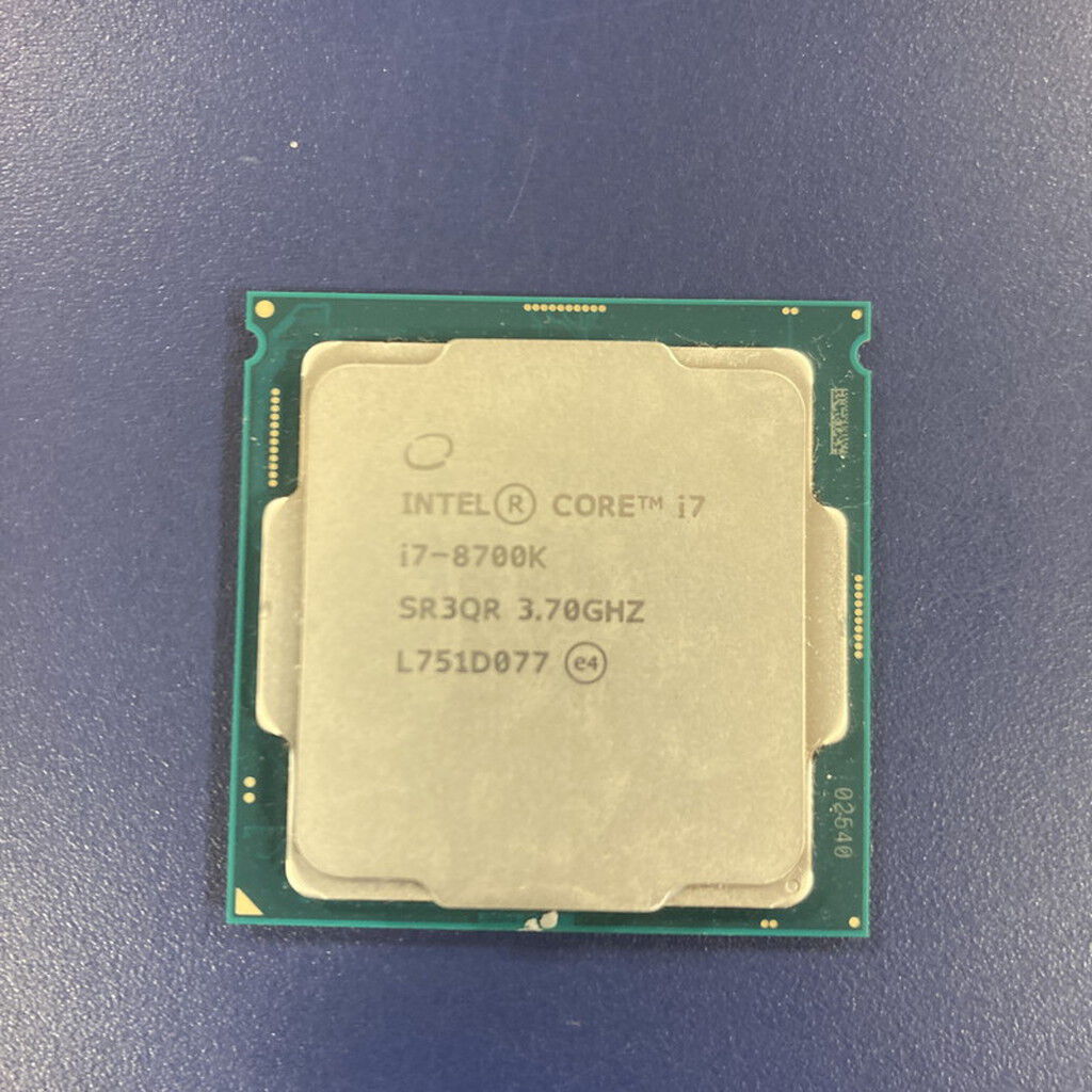 中古 INTEL Core i7 8700K (1151/3.70GHz/12M/C6/T12) 136197 （343426