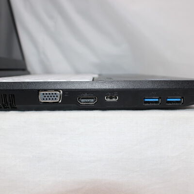 【通販センター】中古  FUJITSU LIFEBOOK A5511/G(Intel Core i5 1145G7 2.60GHz/16GB DDR4/SSD256GB/MULTI/オンボード/15.6/1920x1080/GbE/Wi-Fi/WEBCAM/W11H/VBT) 196504 