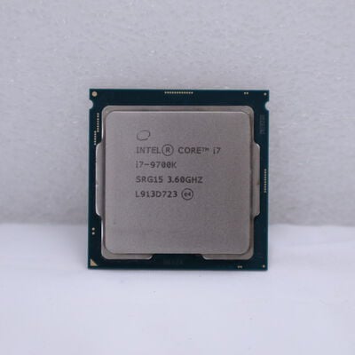 【通販センター】中古  INTEL Core i7 9700K (1151/3.60GHz/12M/C8/T8) 138481 